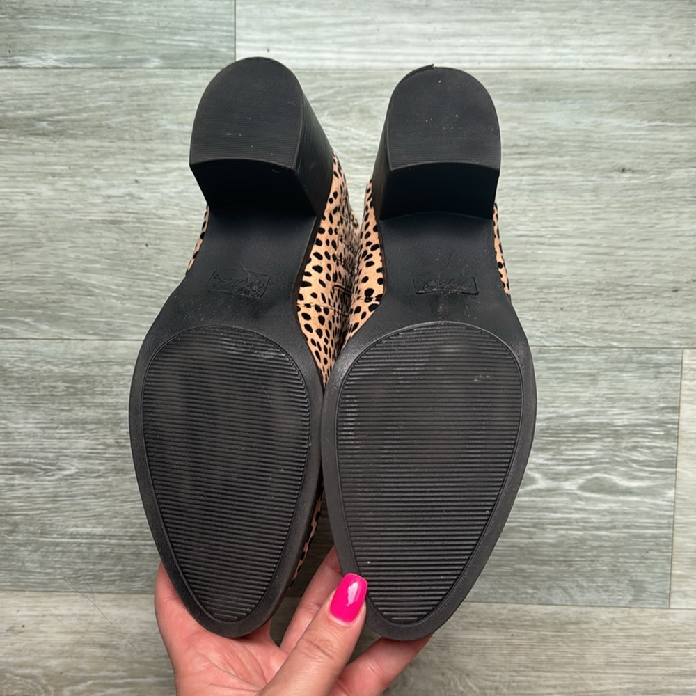 Vici Leopard Print Booties Size 10 - image 4